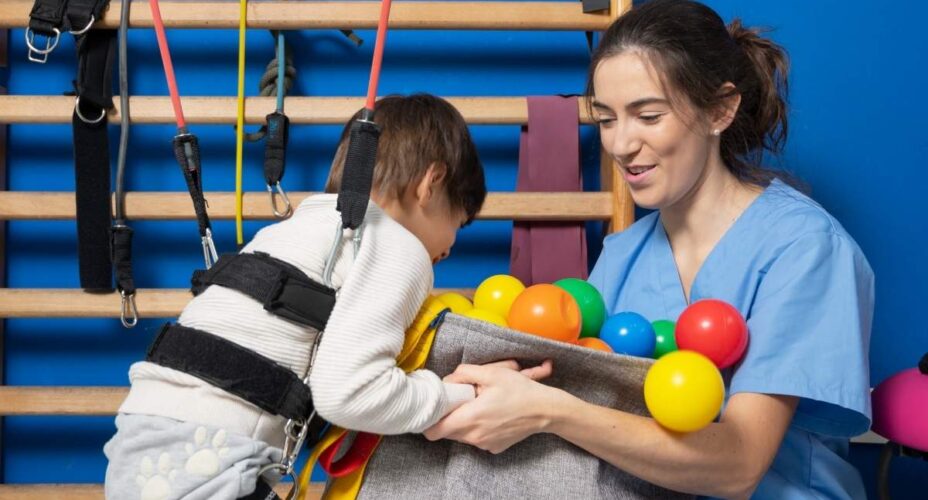 Çocuklar için Pediatrik Fizik Tedavi