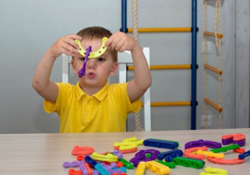 Çocuklar için bireyselleştirilmiş özel eğitim