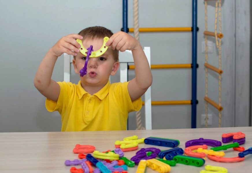 Çocuklar için bireyselleştirilmiş özel eğitim