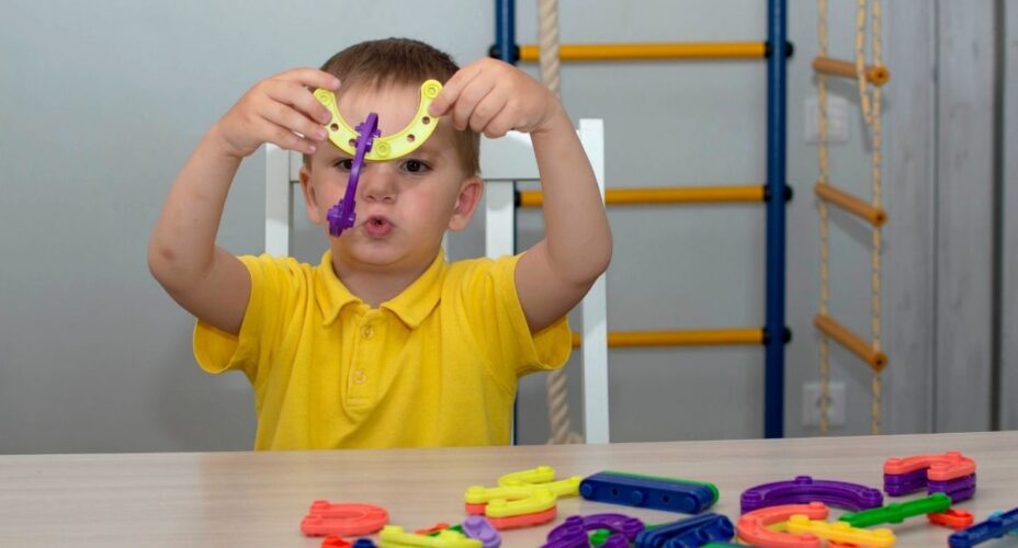 Çocuklar için bireyselleştirilmiş özel eğitim